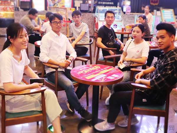 �c��ͬ�У��pϲ�R�T���𱬾W(w��ng)�l(f��)������YƷ��������Ո200���T�����Ӱ��